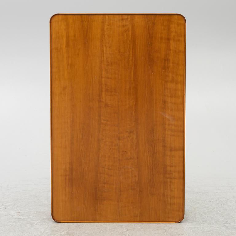 Josef Frank, a model B 2073 coffee table, 'Diplomat', Firma Svenskt Tenn, Sweden.