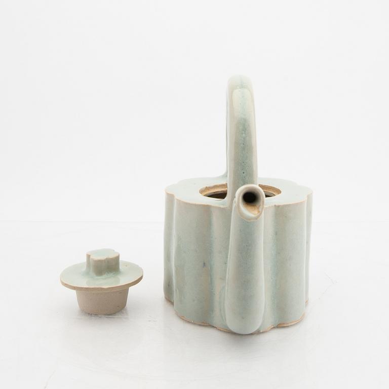 Signe Persson-Melin, a glazed ceramic teapot, signed by hand.