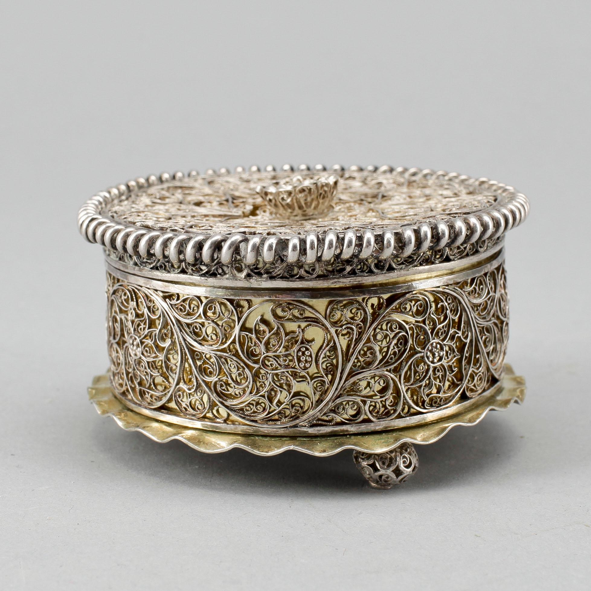 TOILETTEASK, silver, filigran, renässansstil, 1800-tal.