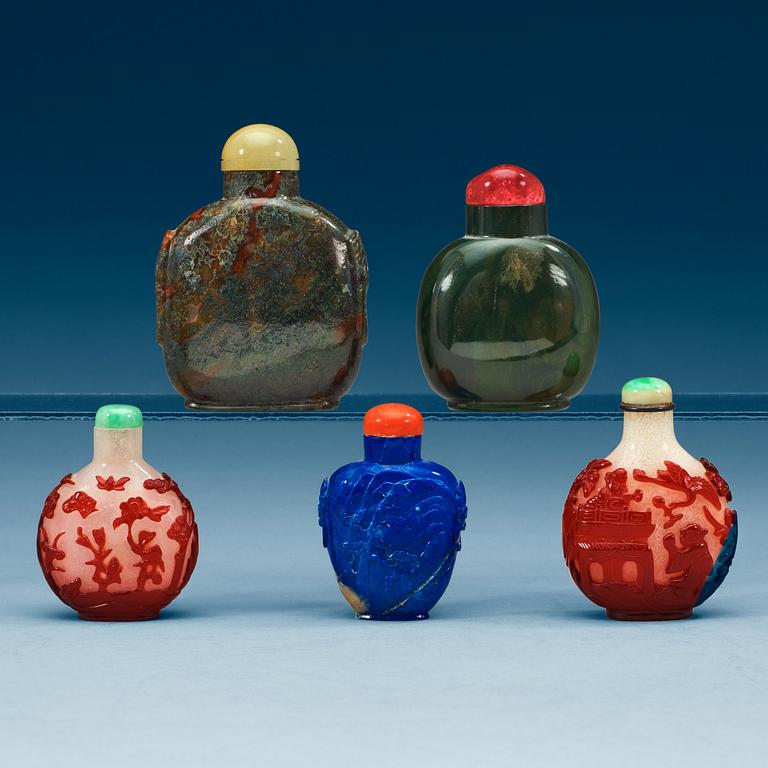 A set of five stone and Peking glass snuffbottles with stoppers, presumably early 20th Century.
