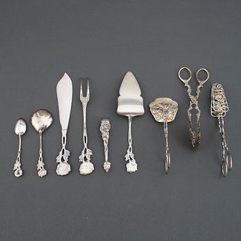 Tårtbestick, tårtgafflar, skedar mm, modell ”Rosen”, 33 delar, silver, GEWE, Malmö, 1960/70-tal.