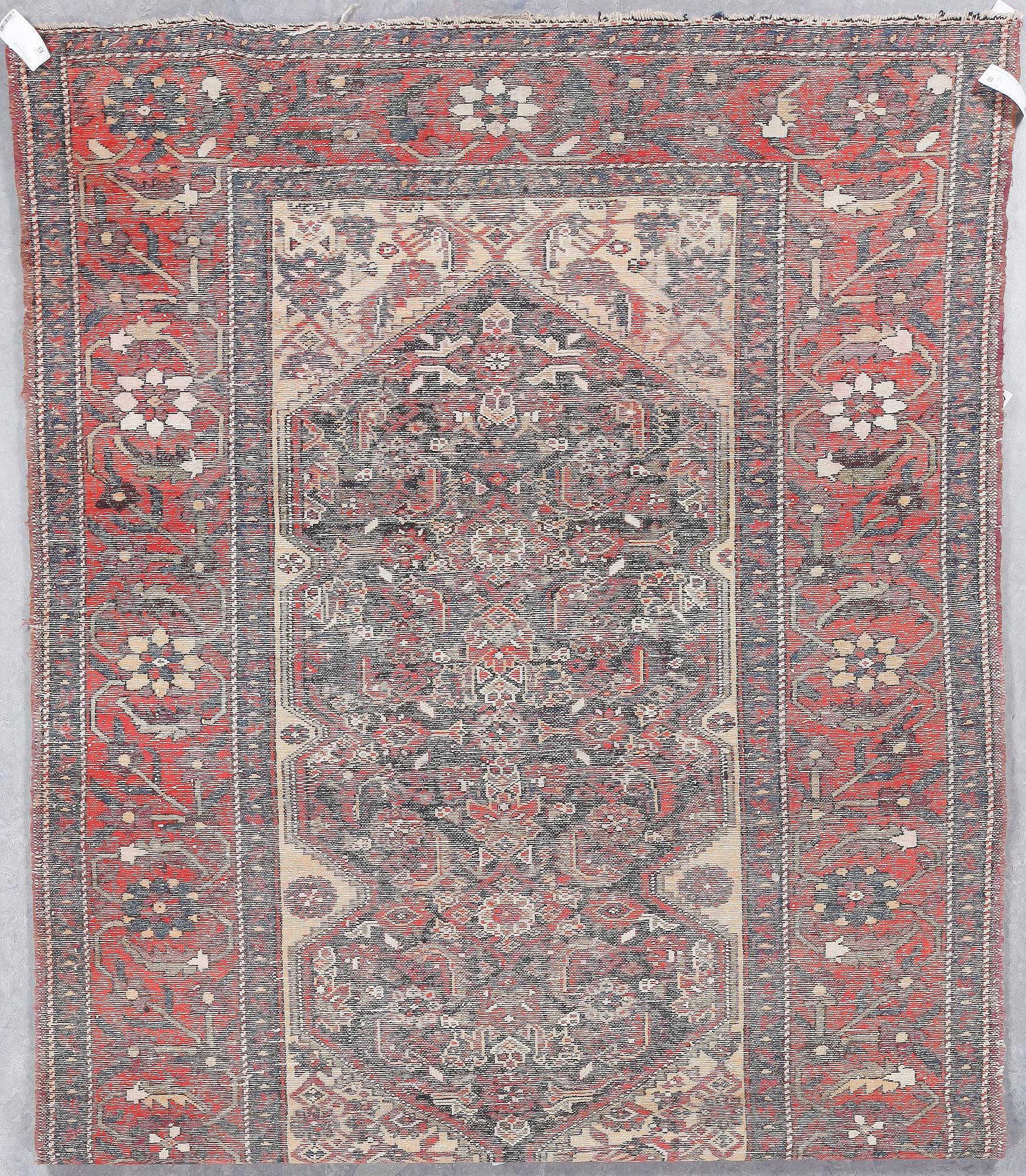 GALLERIMATTA, semiantik Nordvästpersisk. Ca 344 x 148 cm.