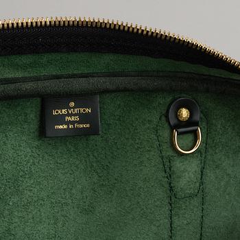LOUIS VUITTON, 'Taïga Kendall PM'.