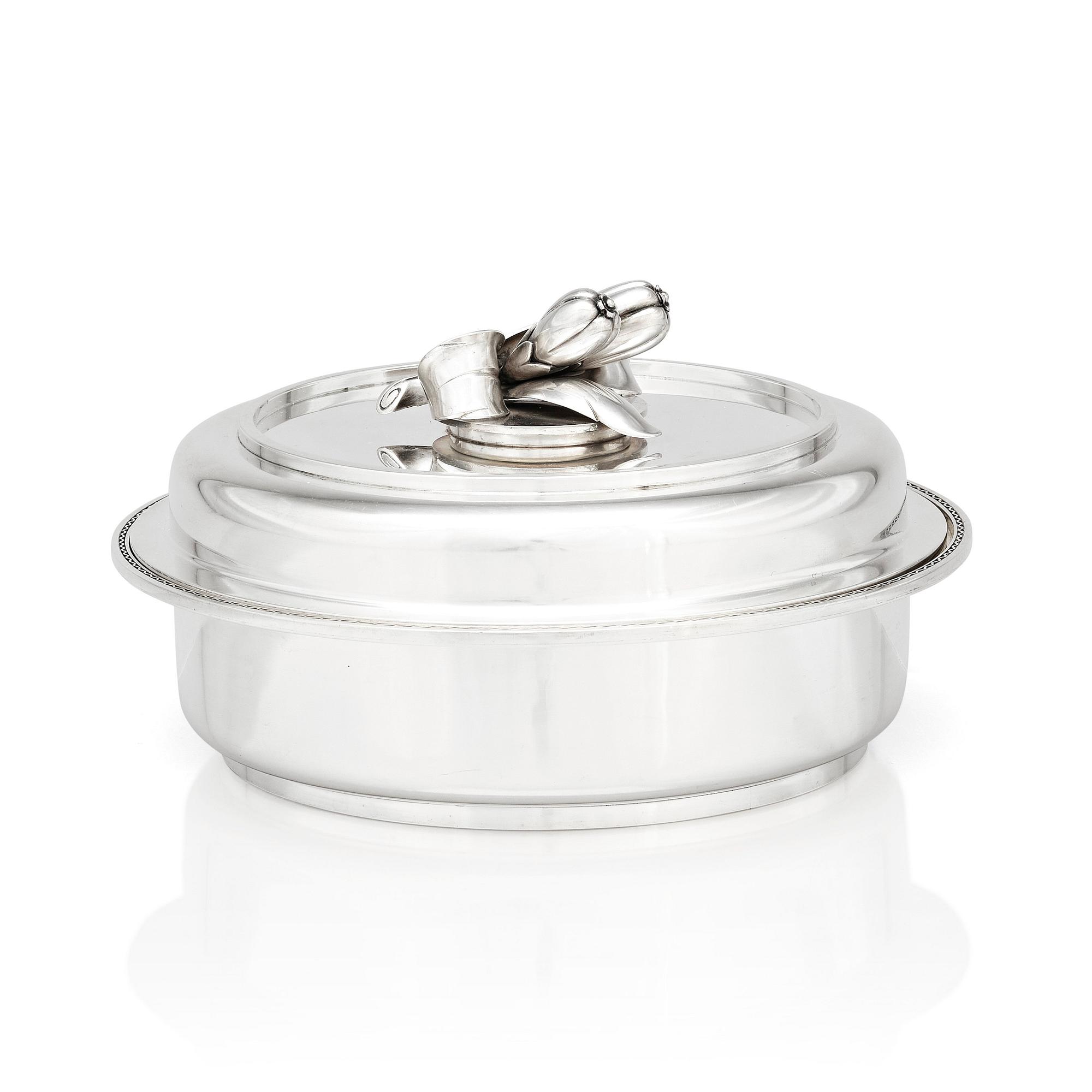 Atelier Borgila, a sterling silver lidded dish, Stockholm 1974.