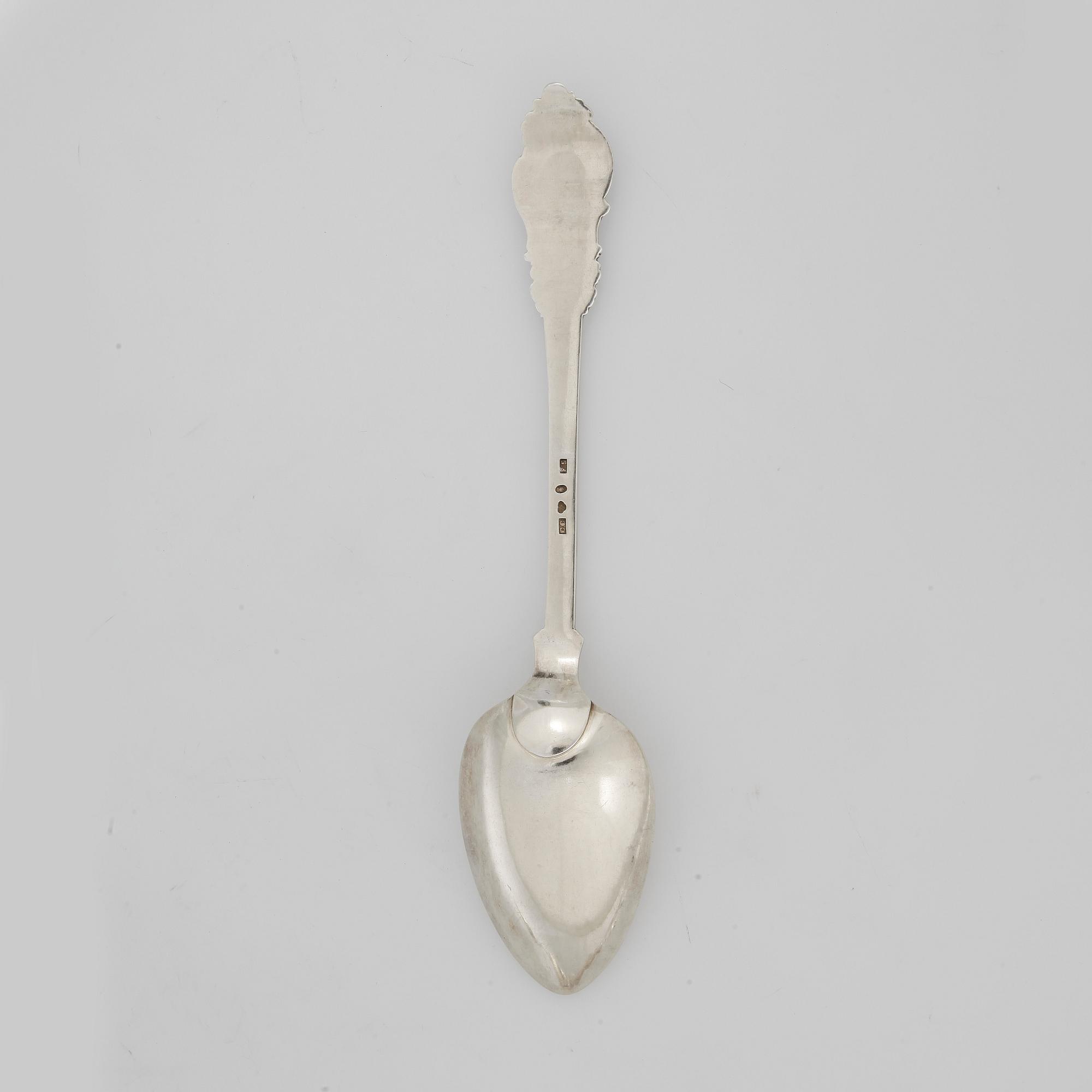 SKEDAR, 8st, förgyllt silver. C. Cedergren, Stockholm, 1860. Vikt ca 419g.