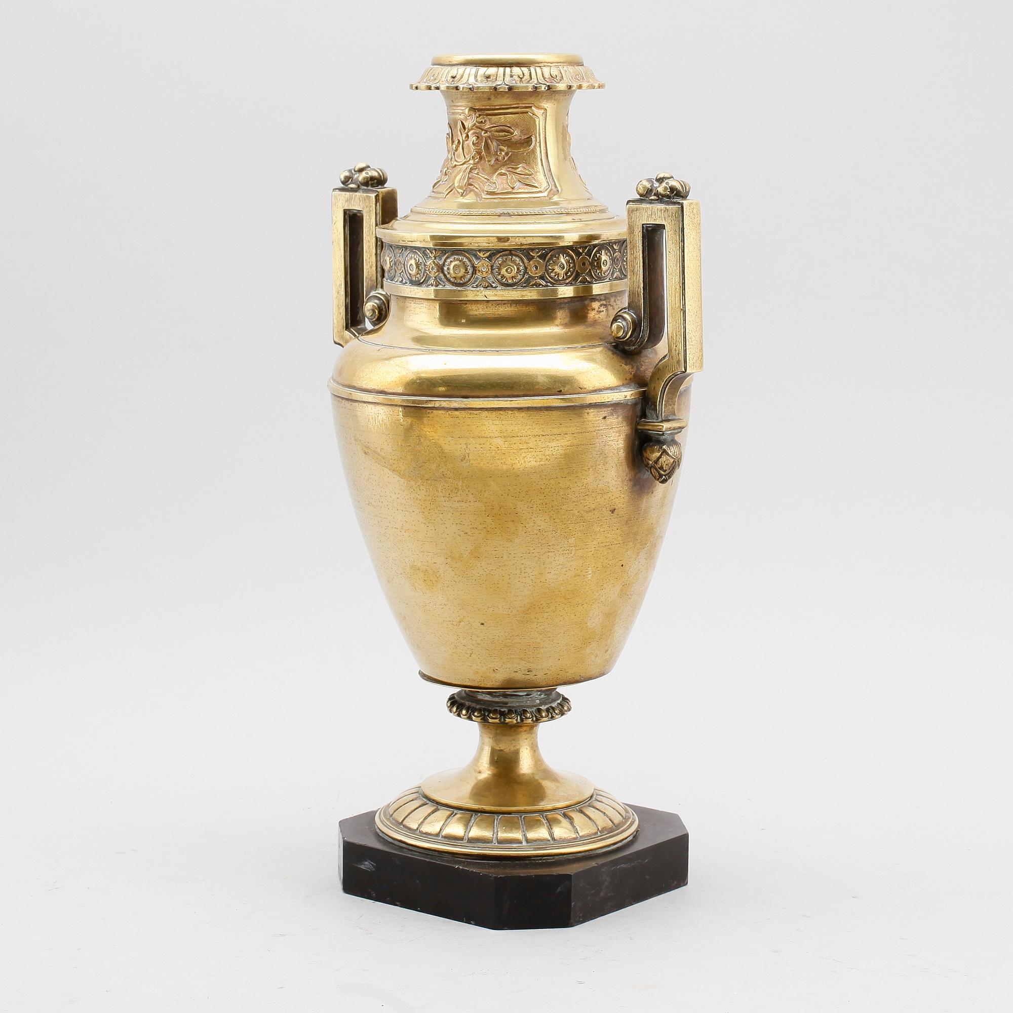 URNA, mässing, gustaviansk stil, 1800-tal.