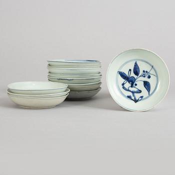 A set of 12 blue and white dishes, Ming dynasty (1368-1644).