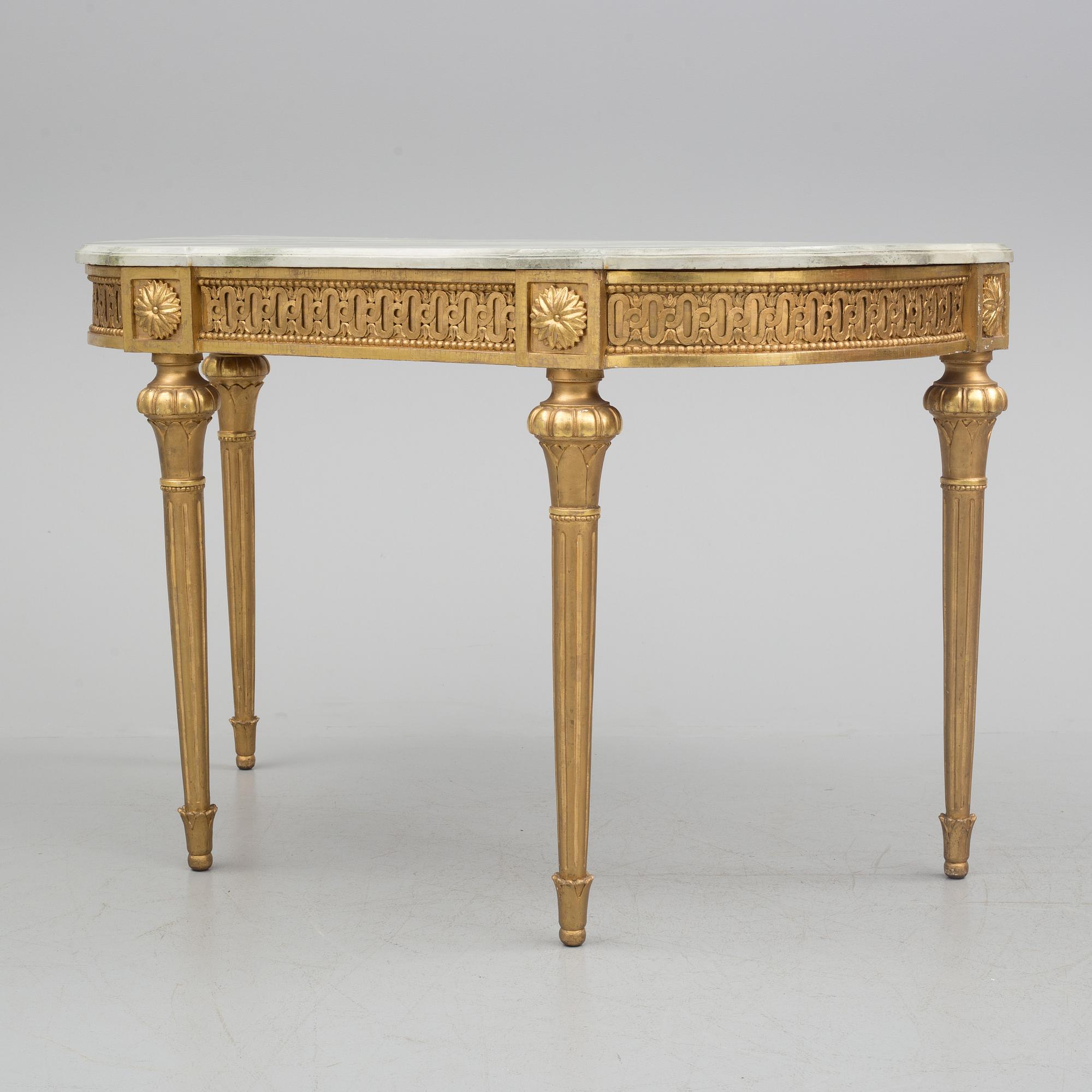 A late Gustavian console table from the first half of the 19th century.
