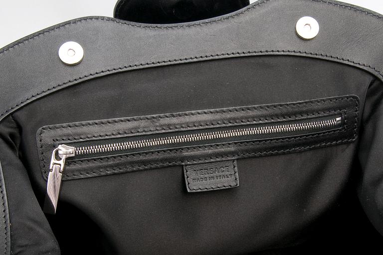 HANDVÄSKA, Versace.
