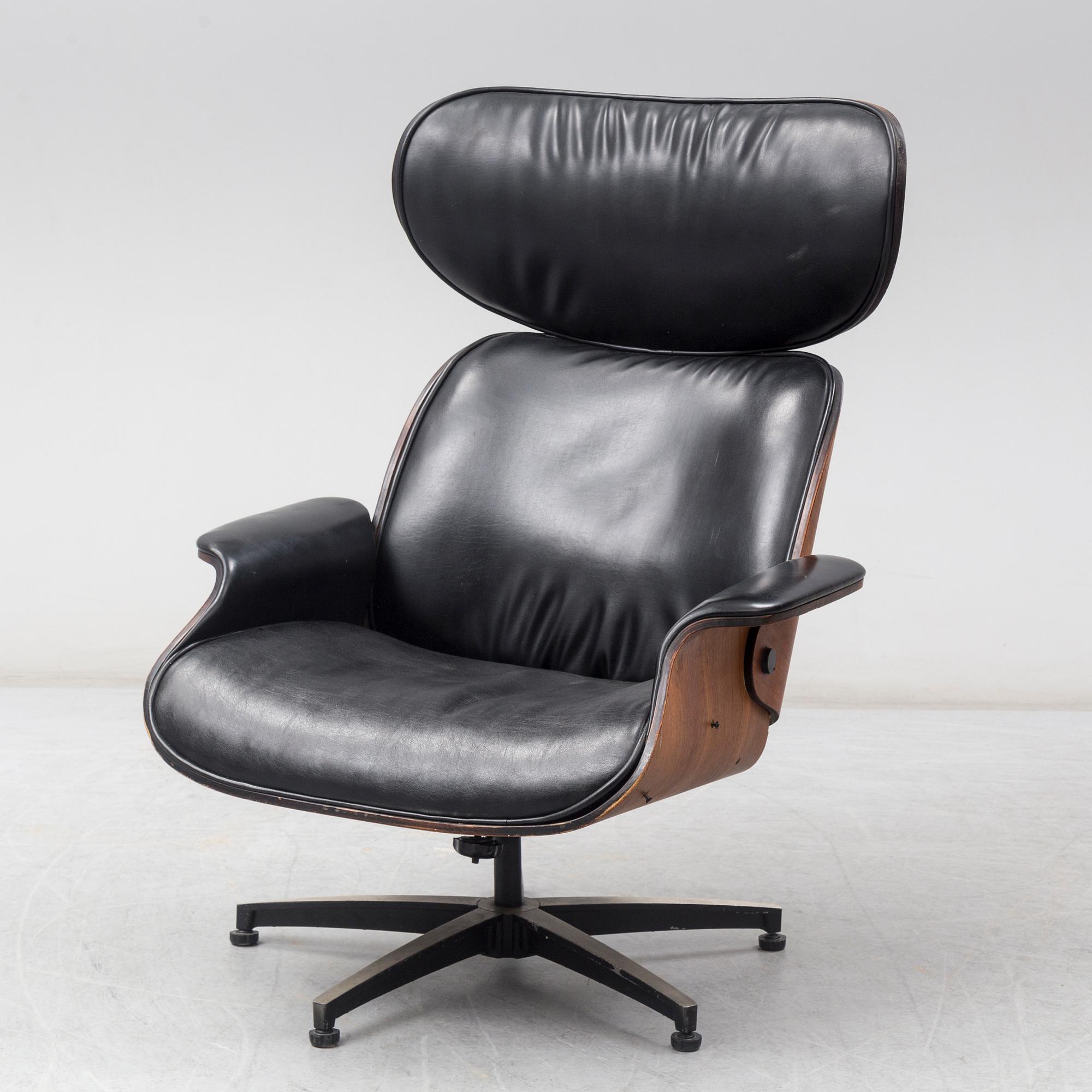A 'Mr. Chair' easy chair by George Mulhauser for Plycraft, designed 1959.