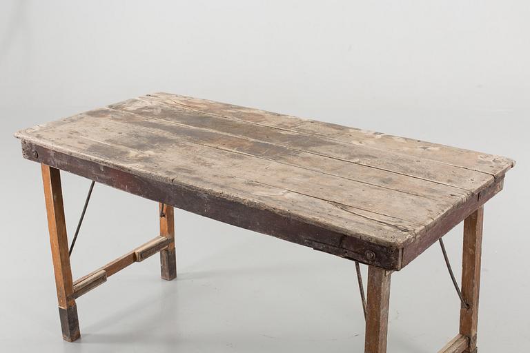 A 20TH CENTURY TABLE.