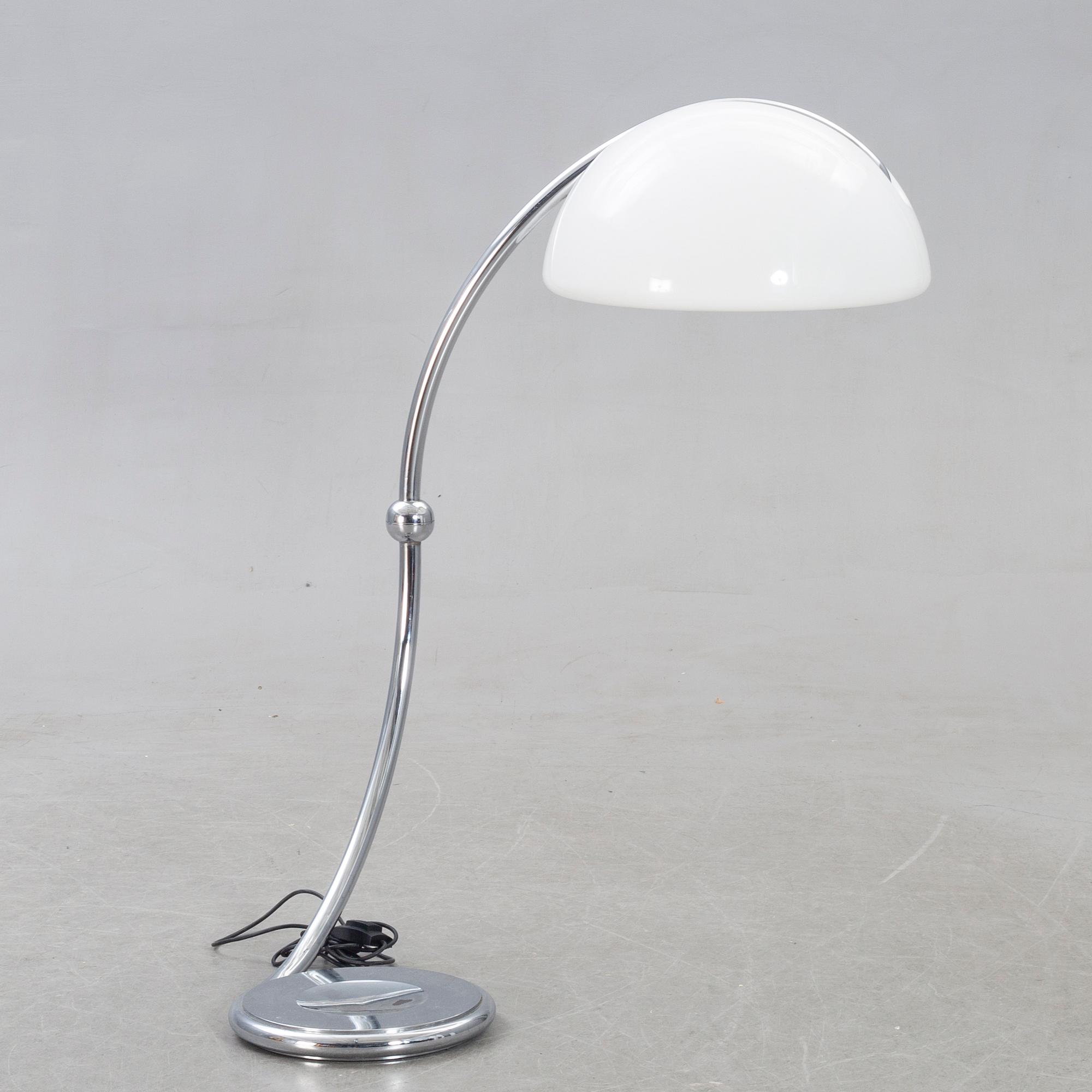 Elio Martinelli, golvlampa för Martinelli Luce Italien 1960-tal.