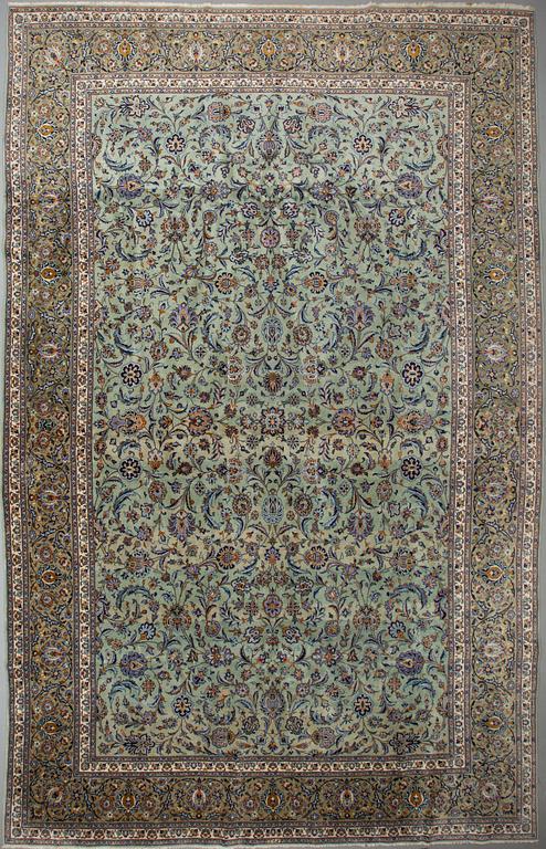 A carpet, an old Kashan, ca 554,5 x 351,5-358 cm, an inscription: Kashan Tavasoli.