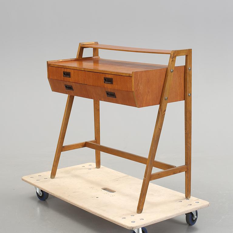 SKRIVBORD, 1950/60-tal.