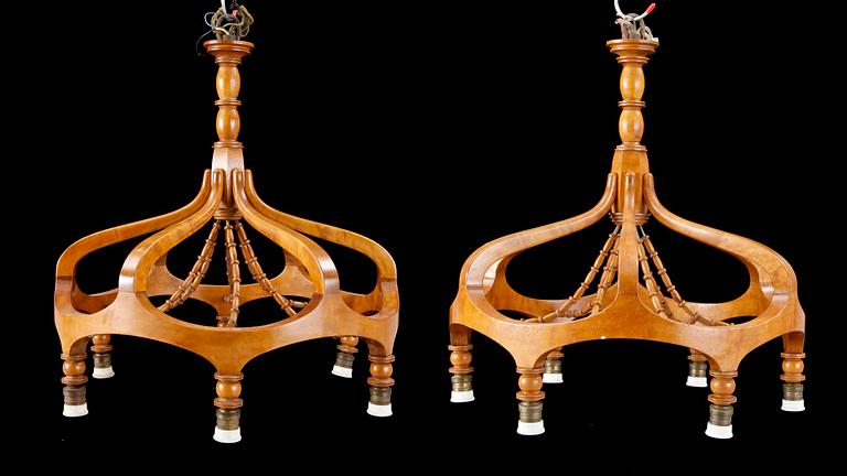 TAKLAMPOR, ett par, sekelskifte 1800/1900. Höjd 65cm.