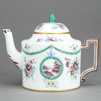 TEKANNA, porslin, sannolikt Rörstrand, kopia efter Mariebergsfajans, tidigt 1900-tal.