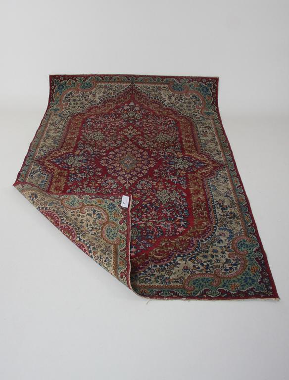 MATTA, semiantik, orientalisk, 217 x 142.