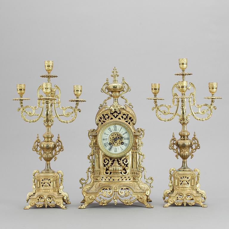 BORDSGARNITYR, 3 delar, 1800-talets slut.