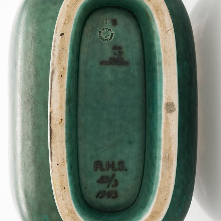 Wilhelm Kåge, urna med lock, stengods, "Argenta", Gustavsberg.