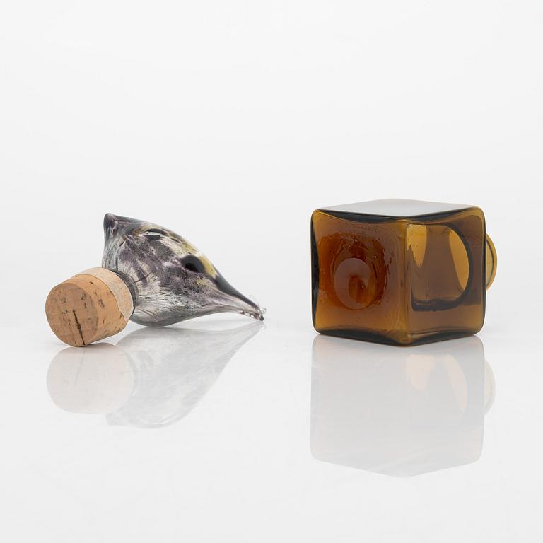 Kaj Franck, a 'KF254' bottle, signed  K. Franck Nuutajärvi Notsjö -60.