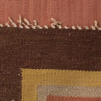 CARPET, flatweave (rölakan), signed IPB, around mid 20th century. Circa 350 x 300 cm.