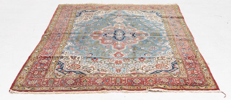 Carpet, Old Ghom, approx. 205 x 142 cm.