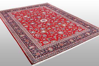 A carpet, Kashan, ca 380 x 280 cm.