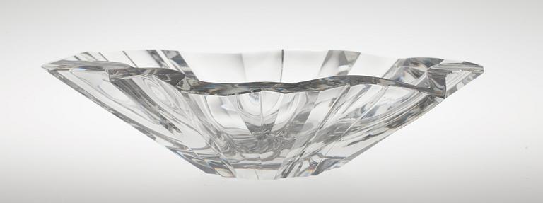 Tapio Wirkkala, A BOWL, 3827.