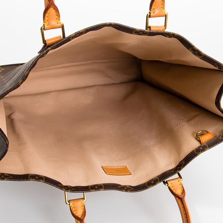 Louis Vuitton, Monogram Canvas 'Sac Plat Tote' Bag.