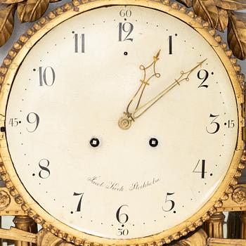A Gustavian wall clock signed by Jacob Koch (active in Stockholm, 1762-1805).