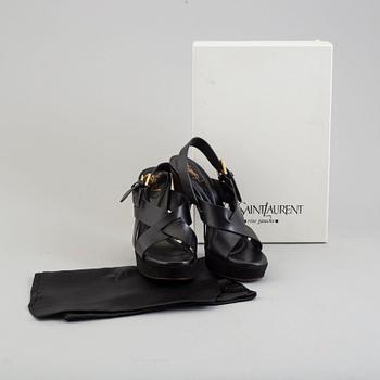 YVES SAINT LAURENT, skor, storlek 37.