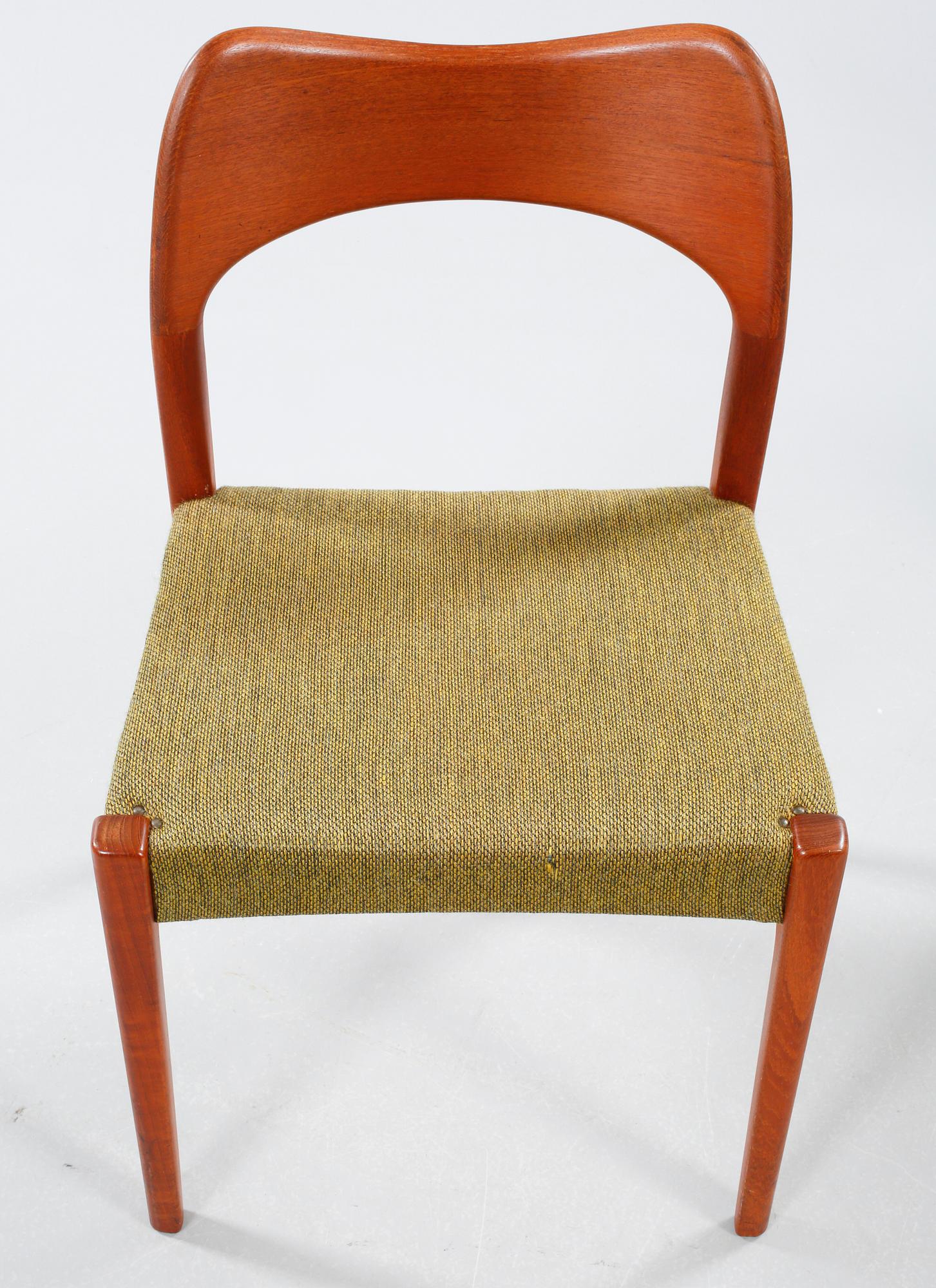 Four chairs and a table, Mogens Kold, 1950/60s.