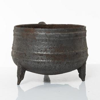 Gryta och stekpanna med trefot, 1700- / 1800-tal.