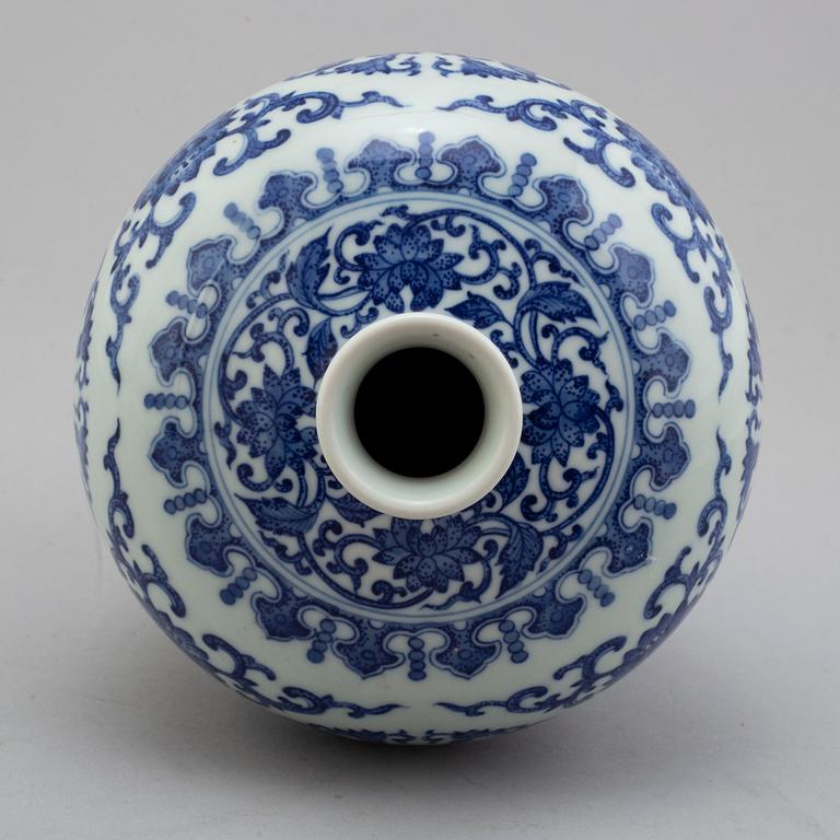 A Chinese blue and white 'meiping' vase, 20th Century.