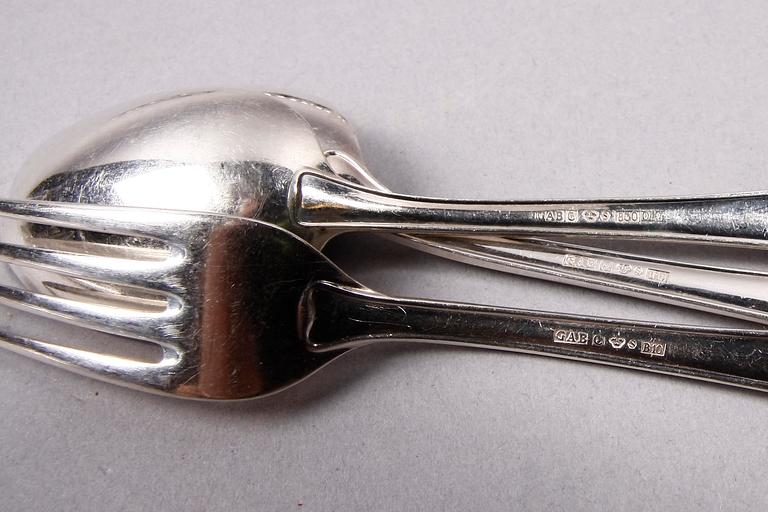 BESTICKSUPPSÄTTNING, 49 delar, silver.
GAB, Stockholm. Modell svensk rund, bl a dat. 2000.