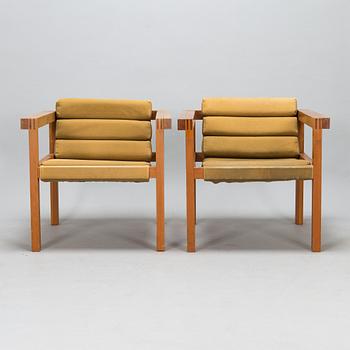 Haroma, Saarinen och Salo, fåtöljer, ett par, konstnärlig gemensam utformning, beställningsarbete 1960.