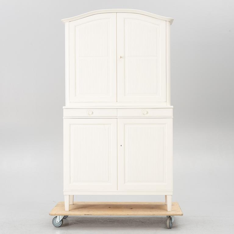 Carl Malmsten, a 'Herrgården'  cabinet, Bodafors, Seden, 1962.
