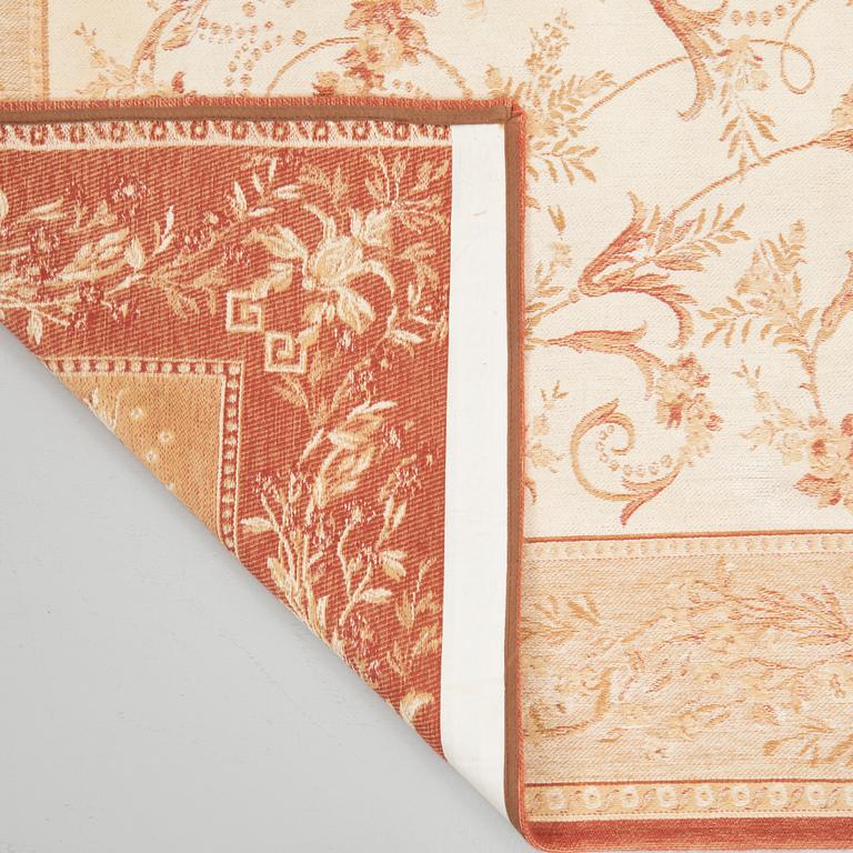 Laura Ashley, rug, machine-made, 234 x 156 cm.
