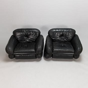 Kurt Hvitsjö, A pair of 1970's 'Hannibal' armchairs for Isku.