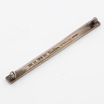 Wiwen Nilsson, brosch med monogramgravyr, sterlingsilver, Lund 1949.
