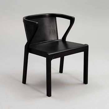 ALVAR AALTO, AN ARMCHAIR. Model 2. Manufactured by Huonekalu- ja Rakennustyötehdas Oy, Turku, Finland, early 1930s.