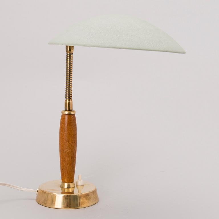 TABLE LAMP, model K 11-25, Idman, Mid-1900s.