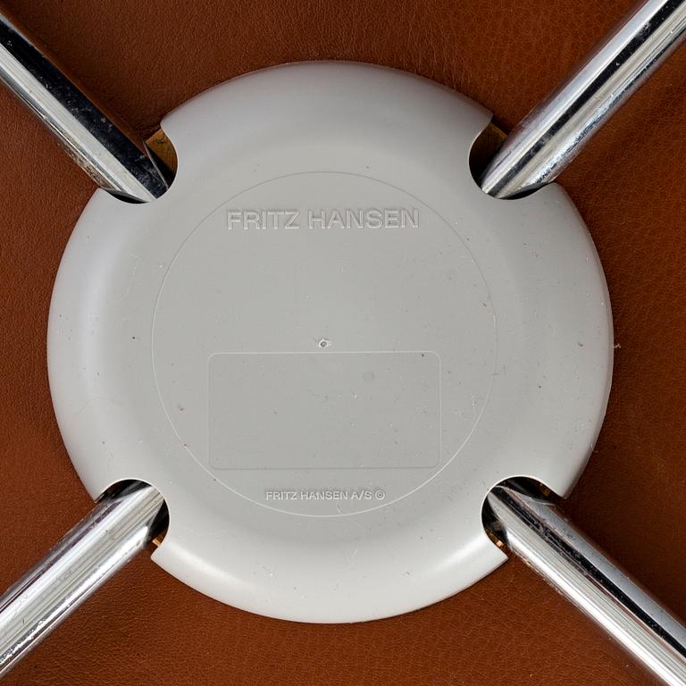 Arne Jacobsen, 4 st "Sjuan" för Fritz Hansen.