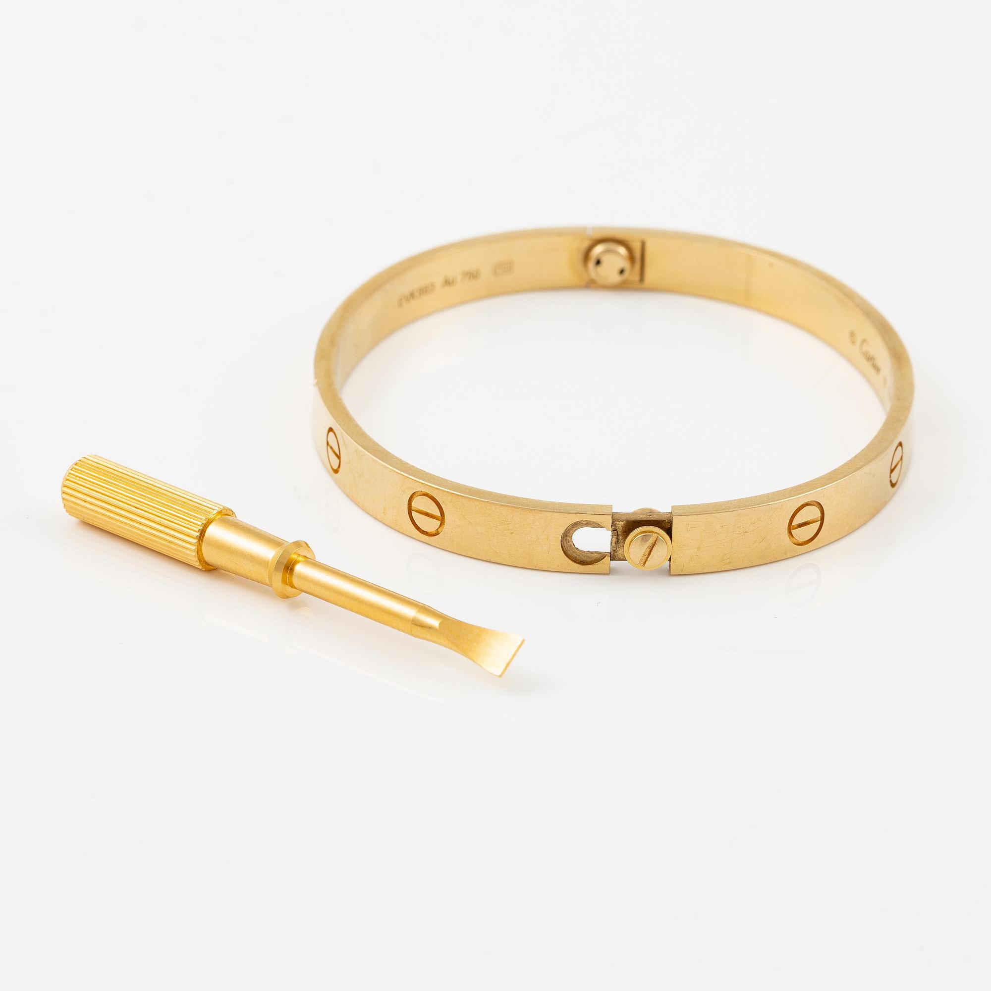 A Cartier bracelet "Love" in 18K gold.
