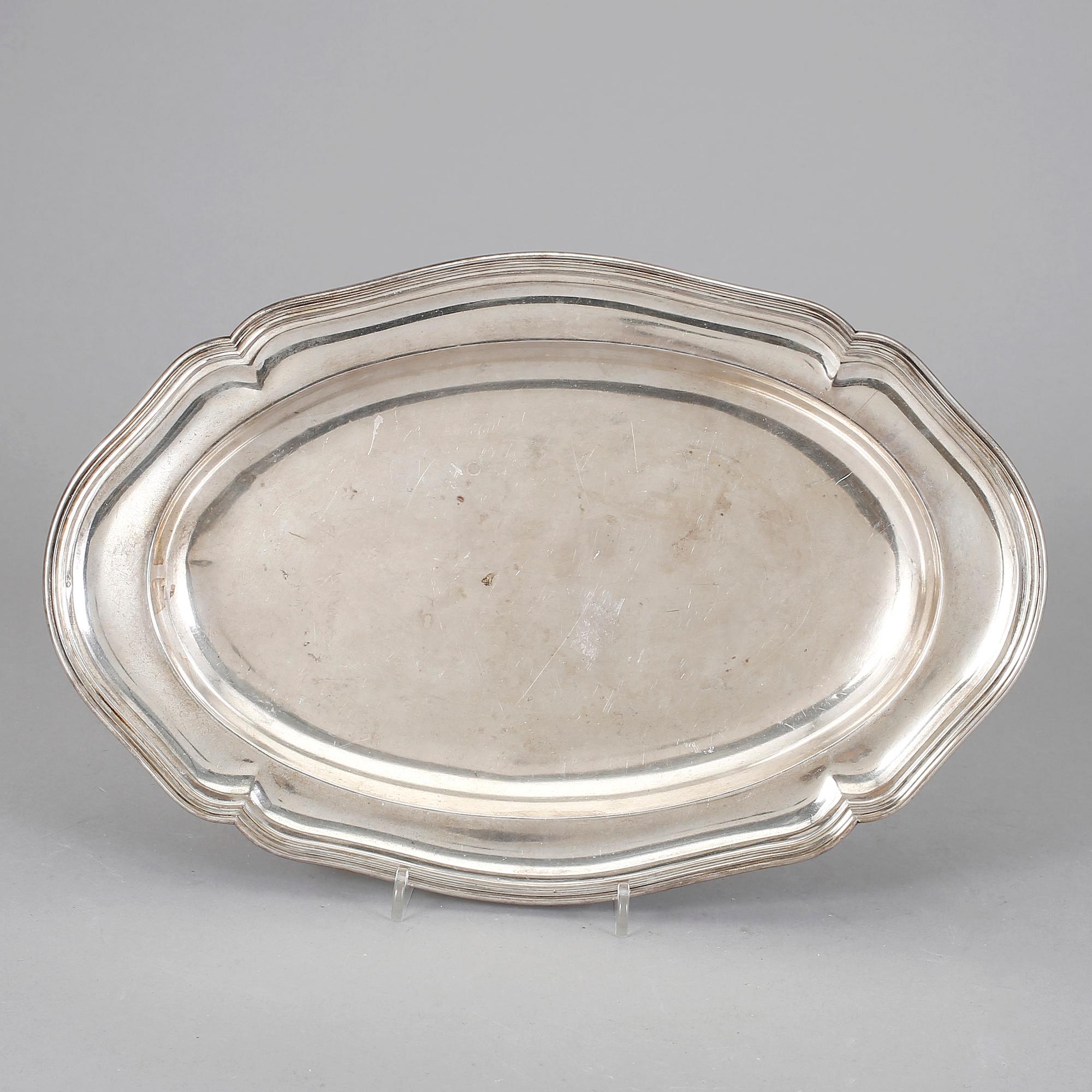 FAT, silver, svenska importstämplar, 1900-talets första hälft. Vikt ca 581 gram.