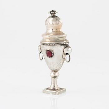 A Danish Silver Box, 'Hovedvandsegg', mark of U Stallknecht, Horsens around 1840.