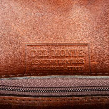 A Morelli leather rugsack.