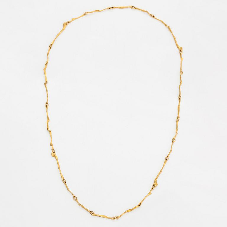 Björn Weckström, a 14K gold necklace 'Golden stream'. Lapponia 1979.