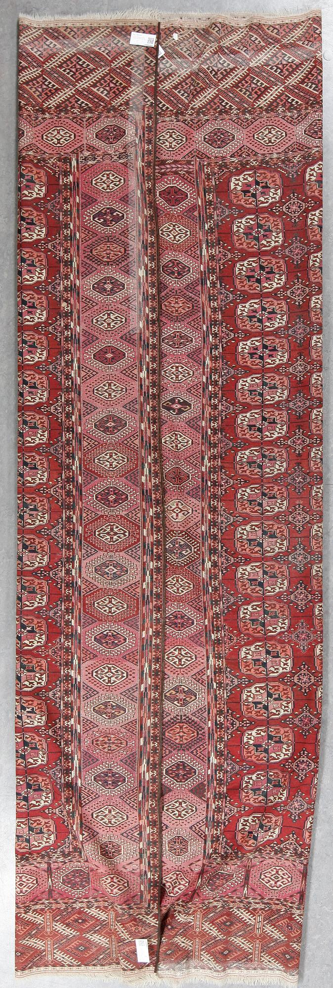 MATTA, semiantik Tekke Turkmen, ca 360x250 cm.