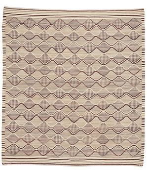 225. Barbro Nilsson, A carpet, "Gråspättan", flat weave, ca 278-282,5 x 248-254 cm, signed AB MMF BN.